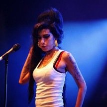 Amy Winehouse: Trajetória de glória e ‘maldição’ - wikimedia commons/Rama