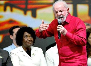 O desafio de Lula é escolher um nome por quem sinta confiança dentro do STF – uma vez que a Corte tem sido cada vez mais decisiva na vida nacional – e, ao mesmo tempo, não desagrade ao Congresso -  (crédito: Mauro Pimentel/AFP)