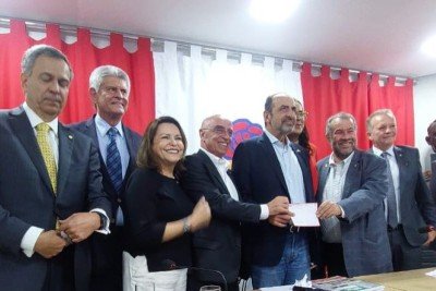 Ex-prefeito de Belo Horizonte e pré-candidato ao governo de Minas Gerais se filia ao PDT em evento na sede do partido, em Brasília -  (crédito: Luana Cardoso -Ascom lid.PDT)