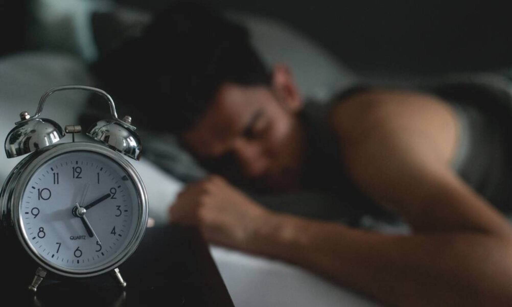 Veja quantas horas de sono seu corpo realmente precisa para se recuperar - Tupi