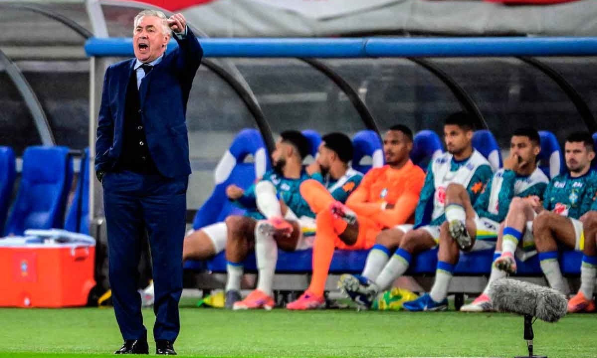 O técnico Carlo Ancelotti teve, na derrota para o Japão, mais uma prova que terá trabalho para montar uma Seleção forte o suficiente para brigar pelo hexa - (crédito: Yuichi YAMAZAKI / AFP) O técnico Carlo Ancelotti teve, na derrota para o Japão, mais uma prova que terá trabalho para montar uma Seleção forte o suficiente para brigar pelo hexa - (crédito: Yuichi YAMAZAKI / AFP)
