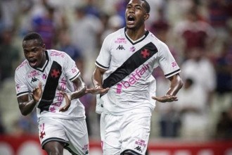 Atuações do Vasco contra o Fortaleza: Léo Jardim e Rayan se destacam, e Hugo Moura é expulso