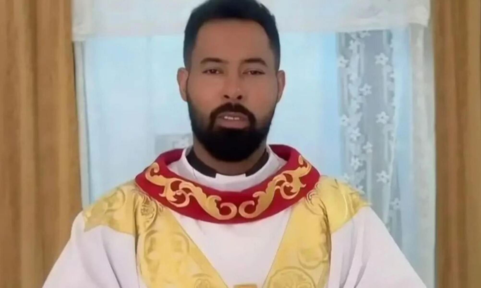 Ex-noivo quebra o silêncio após vídeo com padre viralizar: 'Foi uma quebra de confiança' -  (crédito: Tupi)