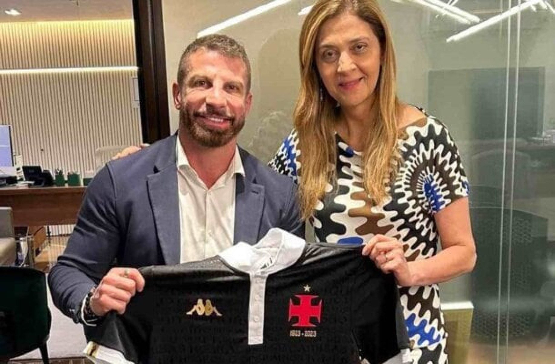 Justiça autoriza o Vasco a receber empréstimo da Crefisa