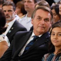 Moraes autoriza festa de 15 anos da filha de Bolsonaro em casa - Reprodução/Facebook