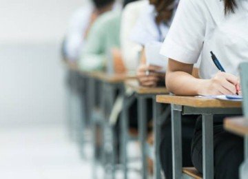Saiba o que pode zerar sua redação do Enem -  (crédito: Reprodução/Getty Images)