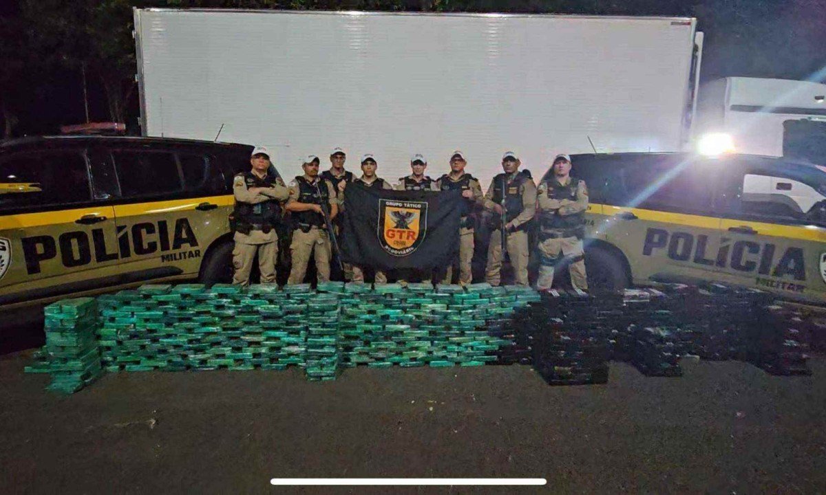 A apreensão de cocaína na MGC-497 foi uma das maiores da história de Minas Gerais com prejuízo que pode chegar a R$ 100 milhões ao tráfico