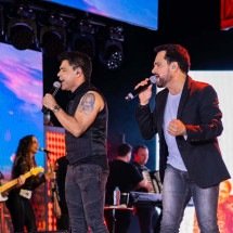 Show em que Zezé di Camargo pediu anistia custou R$ 450 mil a prefeitura - Divulgação/Festival do Camarão de Porto Belo