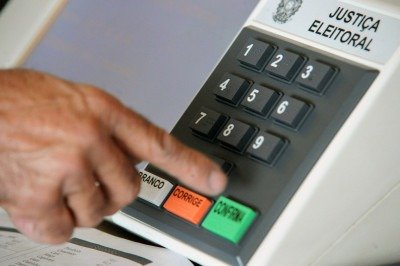 Neste ano, já são 65 denúncias e 51 investigações abertas em Minas Gerais de assédio eleitoral no trabalho -  (crédito: Elza Fiuza/Agência Brasil)