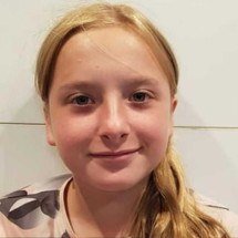 Fotos do corpo torturado de menina forçam família a deixar julgamento - Facebook