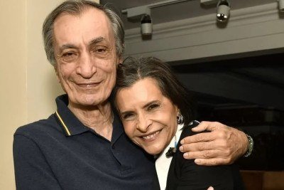 A cantora Marina Lima falou do orgulho que tem do irmão, o poeta Antonio Cícero, em entrevista recente a Pedro Bial. 'A morte dele faz parte da obra dele. Porque o Cícero não deixou barato em nenhum momento. É um orgulho danado. Fez todo mundo pensar de novo sobre isso, sobre eutanásia, sobre permissão. Por que tem ir para o exterior fazer isso? Devia ser permitido no Brasil também', disse. -  (crédito: Reprodução Instagram Marina Lima )
