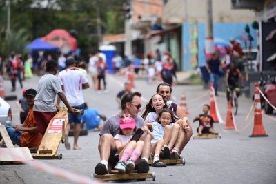 Festival de Carrinho de Rolimã é realizado na Região Pampulha, em BH, pela primeira vez neste domingo (19/10)
 -  (crédito: Leandro Couri/EM/DA Press)