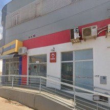 Procon-MG multa agência de banco em R$ 12 mil  - Reprodução / Google Street View