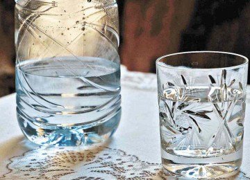 Ingestão exagerada de água pode afetar o baço e os rins
 -  (crédito: Pixabay/reprodução)