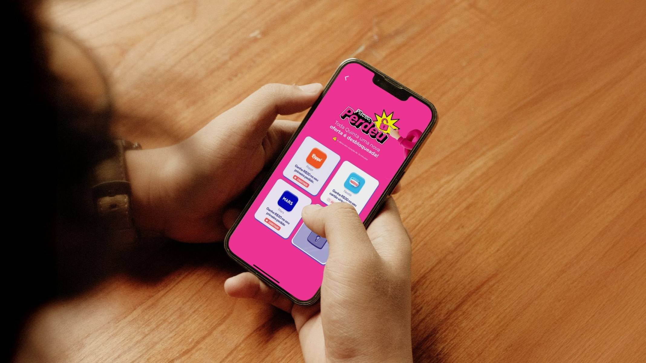 Piscou, Perdeu: Vibe aposta no engajamento em tempo real
 - DINO