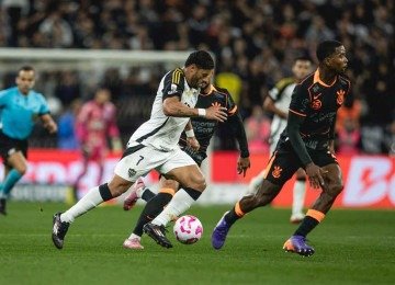 Até mesmo o craque Hulk sucumbiu à má fase de toda a equipe alvinegra e acabou indo para a reserva -  (crédito: Pedro Souza / Atlético)