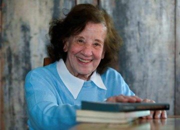 Pensadora, educadora e fundadora da Editora Miguilim, Maria Antonieta Cunha participa da mesa 'Uma vida dedicada aos livros, à literatura e aos leitores', hoje à noite, logo depois da abertura da sexta edição do FLI BH -  (crédito: Ramon Bittencourt/divulgação)