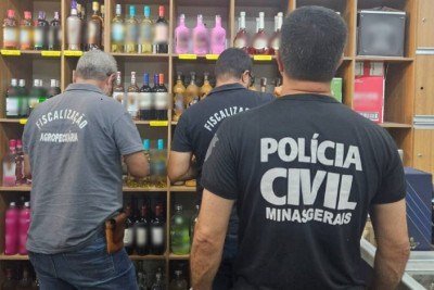 Proprietário de distribuidora alega que bebidas já estavam no estabelecimento quando ele o comprou  -  (crédito: PCMG)