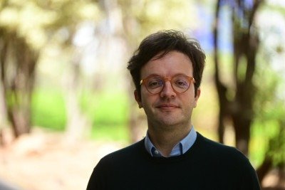 Luiz Cegato, diretor de comunicação da Booking.com para a América Latina, visitou o jornal Estado de Minas e revelou tendências no turismo global -  (crédito: Leandro Couri/EM/D.A Press)