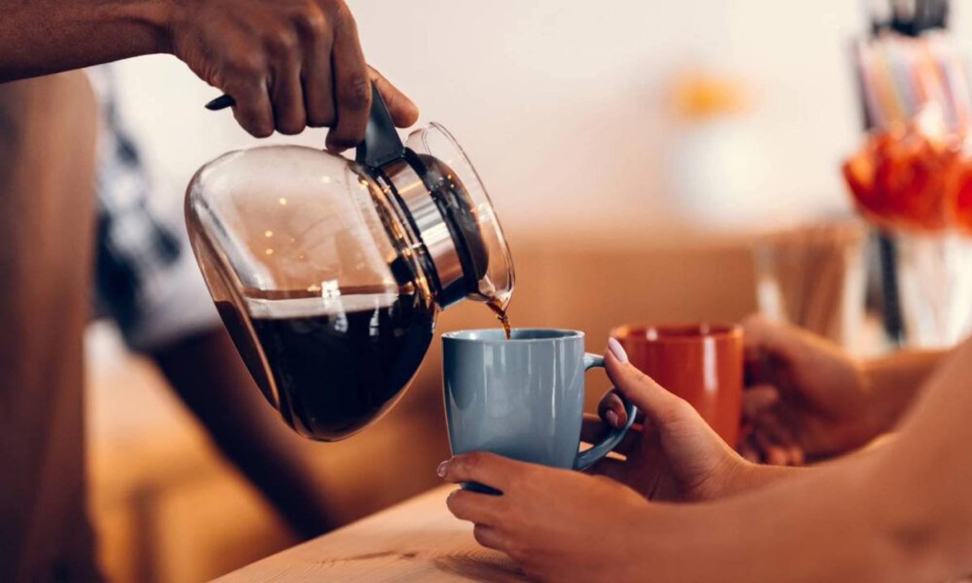 Café é vilão ou herói do coração? A verdade que os cardiologistas explicam - Tupi