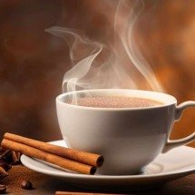 Bebidas quentes têm até o dobro de microplásticos que as frias - FreePik