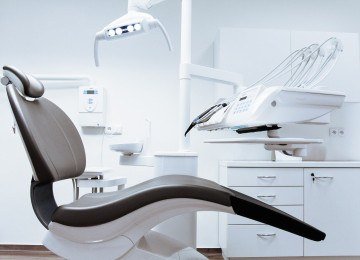 Clínicas de odontologia podem ser enquadradas nessa nova modalidade de cobrança de ISS -  (crédito: Pixabay/Divulgação)