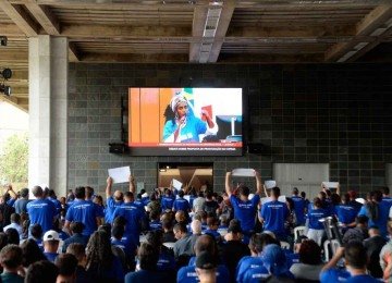 Debate do referendo sobre a Copasa gerou protestos na Assembleia nesta quarta -  (crédito: TÚLIO SANTOS/EM/D.A PRESS)