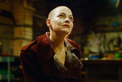 Emma Stone aparece careca em novo filme -  (crédito: Divulgação)