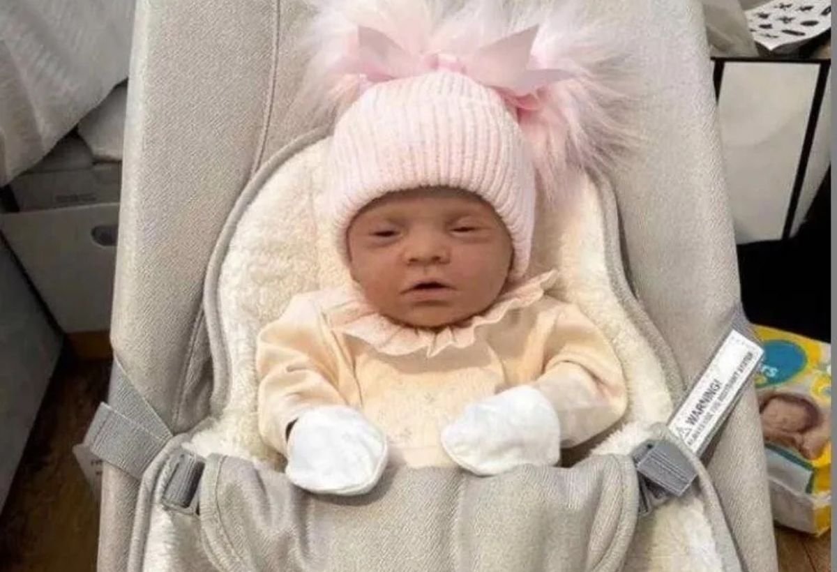 'Grávida de Taubaté gringa': jovem usa barriga falsa e engana família inteira - Reprodu&ccedil;&atilde;o