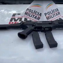 PM apreende carabina de origem tcheca em periferia de Belo Horizonte  - PMMG