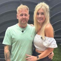 Casal cria clube de sexo exclusivo com entrada restrita a quem 'é bonito' - Reprodução / redes sociais