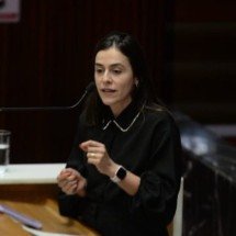 Deputada acusa Simões de defender venda da Copasa pra financiar campanha - Túlio Santos/EM/D.A Press