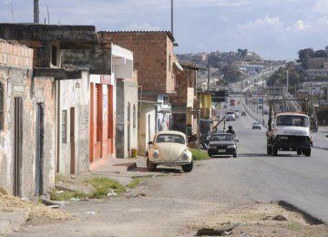 Acordo entre Dnit e Prefeitura de Belo Horizonte dá prosseguimento para reassentamento de famílias que moram as margens da BR-381 -  (crédito: Beto Magalhaes/EM/D.A Press)