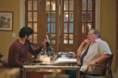 Com o fim da novela 'Vale Tudo', da TV Globo, o ator Luís Melo admitiu que se frustrou com seu papel no remake da autora Manuela Dias. Assim, o artista, que interpretou o jornalista Bartolomeu, não ganhou o destaque e apenas transitou de forma discreta entre os núcleos. -  (crédito:  Reprodução de vídeo Globoplay)