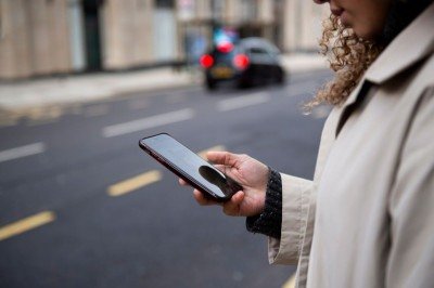 Tecnologia que acompanha os aplicativos de transporte pode dar conforto e agilidade à rotina -  (crédito: Freepik)