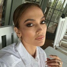 Após sucessivos divórcios, Jennifer Lopez revela que não aguenta mais se casar: ‘Chega disso’ - Reprodução/@jlo