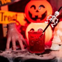 Drinques especiais do cardápio de halloween do Porks Casarão  -  (crédito: Leonardo Ribeiro/Divulgação)