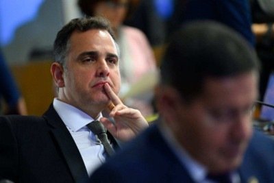 Pacheco pode definir seu futuro pol&iacute;tico ap&oacute;s reuni&atilde;o com Lula -  (crédito: Platobr Politica)