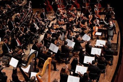 Orquestra Sinfônica do Paraná tem cerca de 900 obras em seu repertório fez 1 mil apresentações em quatro décadas de atuação -  (crédito: Vitor Dias/divulgação)