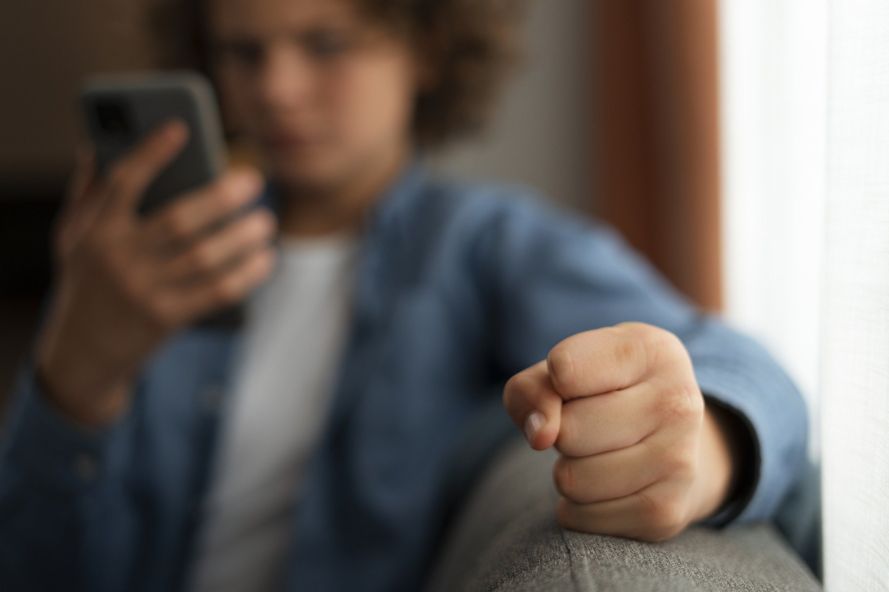 Demissões e redes sociais ameaçam imagem das empresas
 - DINO