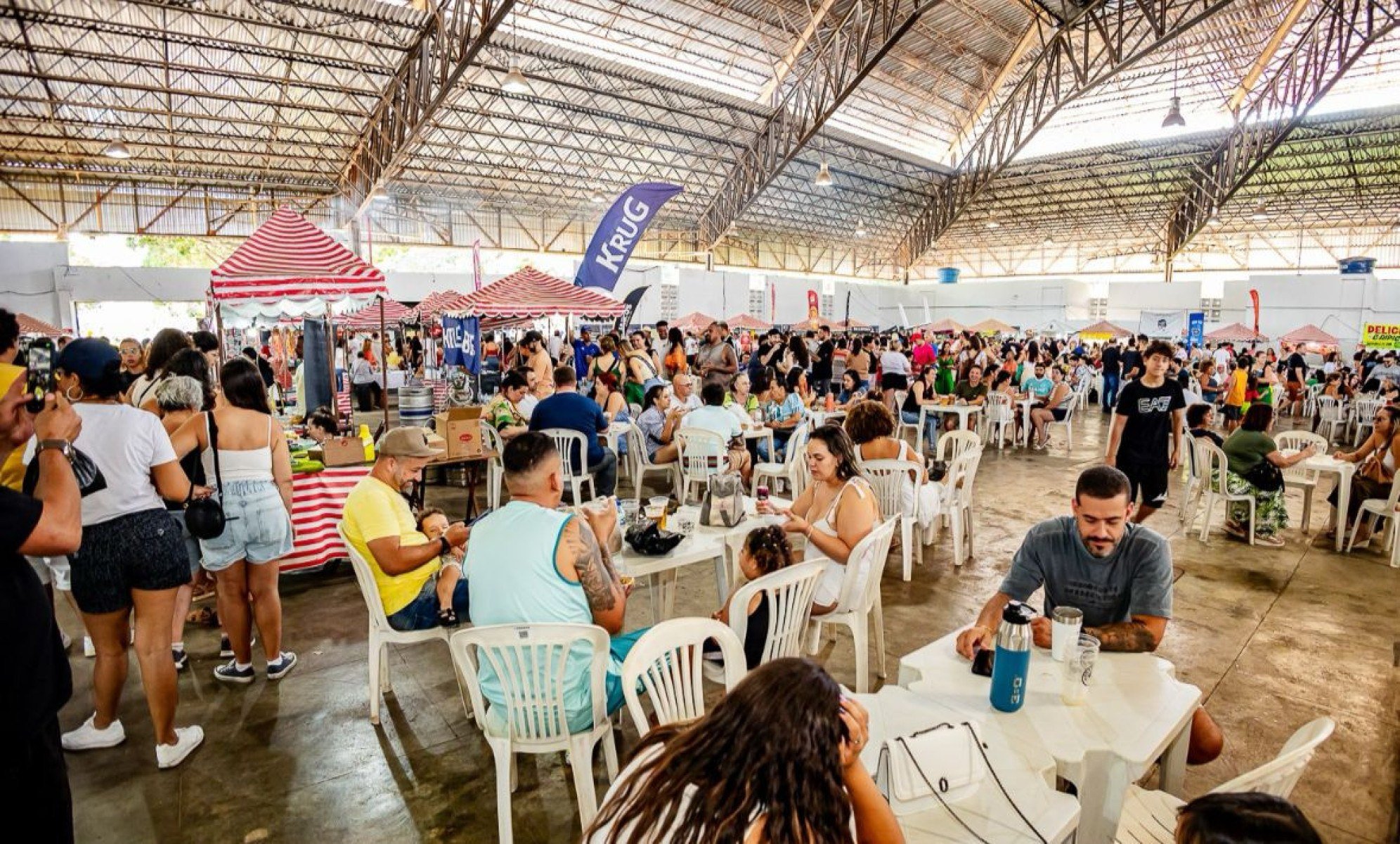 Feira do Mercado de Santa Tereza acontece aos sábados e domingos Feira do Mercado de Santa Tereza acontece aos sábados e domingos