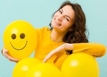 A felicidade não é um ponto de chegada. Ela é construída no caminho, nos vínculos que nutrimos, nas escolhas que fazemos e na forma como nos relacionamos com o mundo -  (crédito: Freepik)