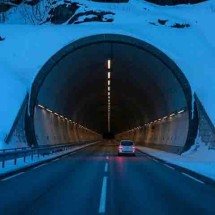 Noruega projeta túnel rodoviário mais longo e profundo do planeta -  Reprodução de Imagem de Insteigência Artificial