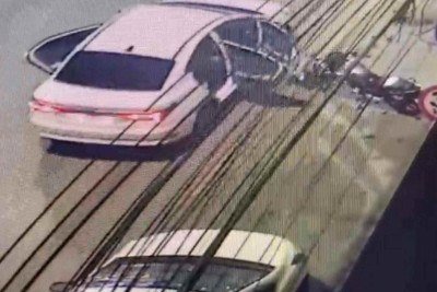 Um veículo, descrito por uma testemunha como similar a um Corsa, teria passado nas imediações do local antes do crime -  (crédito: Polícia Militar/Divulgação)
