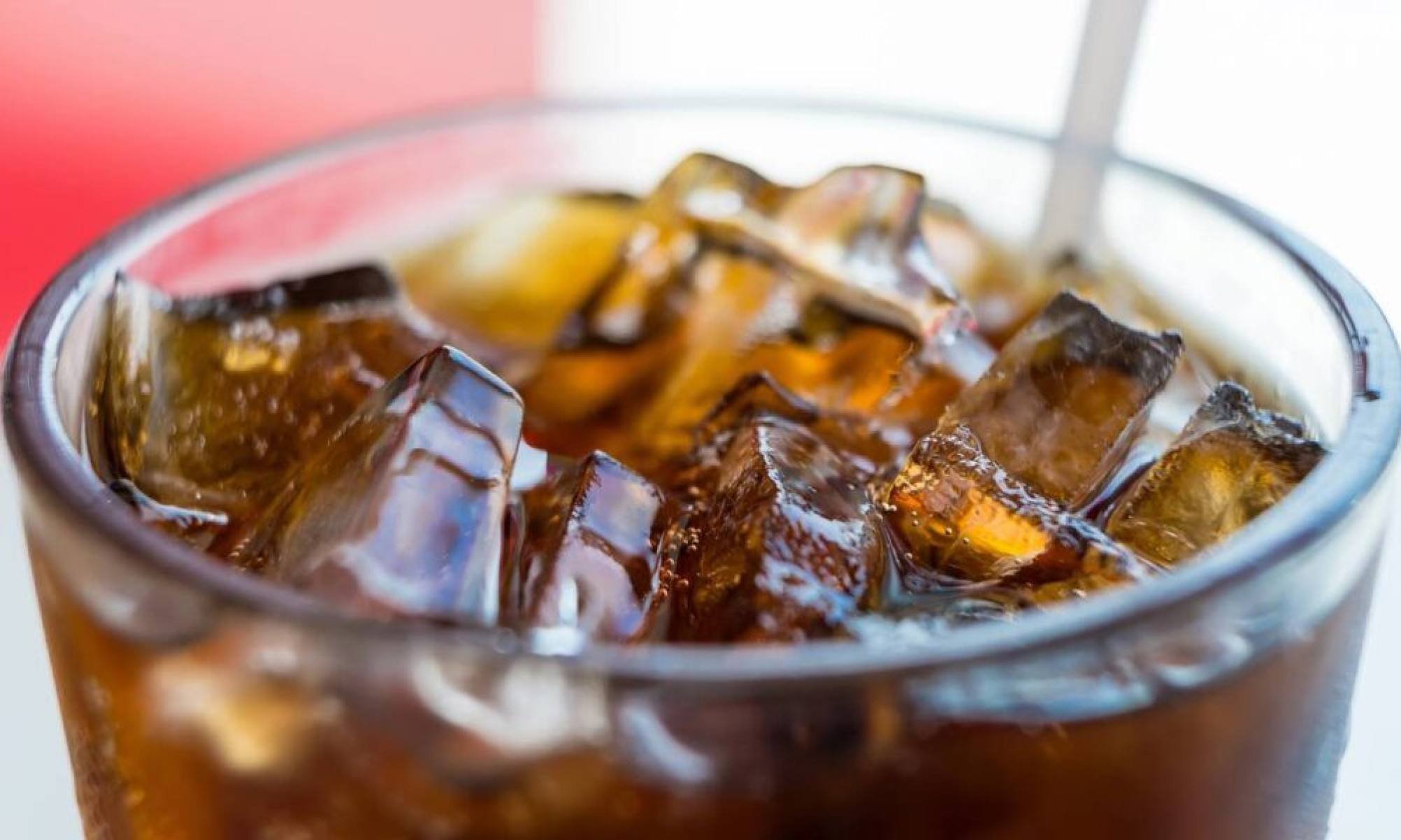 O que acontece com seu corpo quando você abandona o refrigerante de vez - Tupi