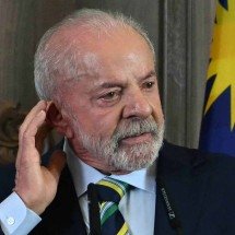 Operação no Rio 'freia' melhora na avaliação de Lula - ARIF KARTONO / AFP