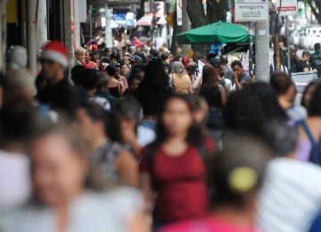 O posicionamento relativo do nosso país, em termos do grau de envelhecimento populacional, é bem mais frágil do que o do mundo desenvolvido -  (crédito: Gladyston Rodrigues/EM/D.A Press)