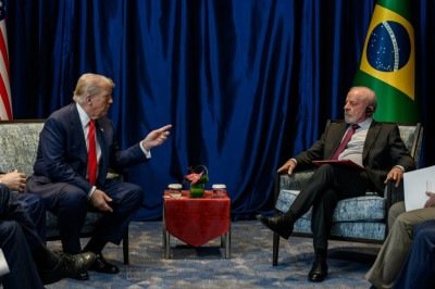 Presidente Lula e presidente Donald Trump se encontram durante agenda na Malásia -  (crédito: Daniel Torok/The White House)