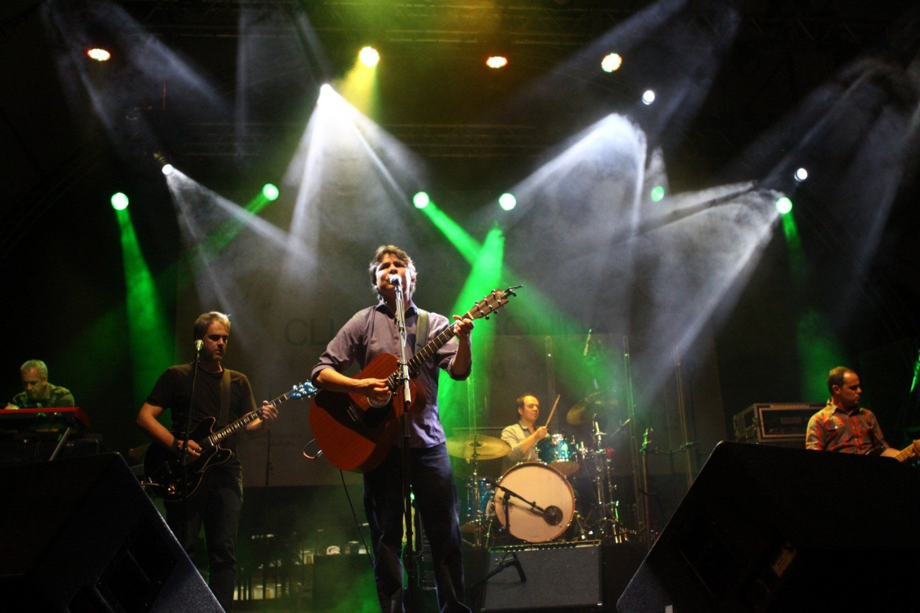 Show do cantor e compositor, Lô Borges, em comemoração 40 anos do Clube da Esquina na praça da Reitoria da UFMG, no Campus Pampulha-Rodrigo Clemente/EM/D.A Press
