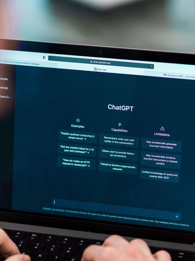 Entenda o que são as 'alucinações' da Inteligência Artificial  -  (crédito: FreePik)